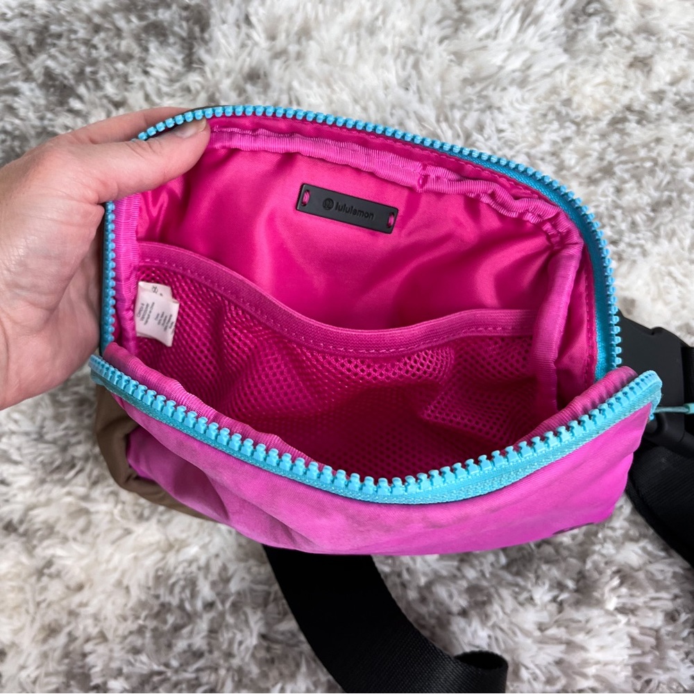 lululemon athletica Pink Crossbody Belt Bag with Teal Trim and Brown Sides - Picture 5 of 5